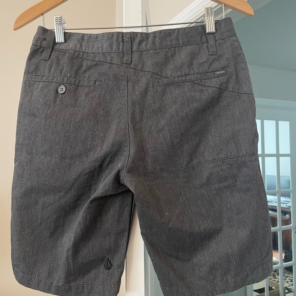 Volcom boys shorts. Waist size is 29” Grey - Picture 2 of 7